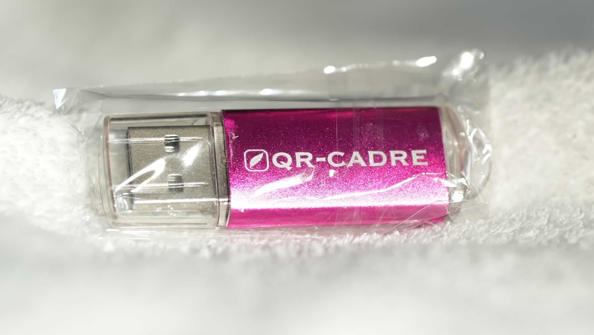 Clé USB QR-cadre offerte